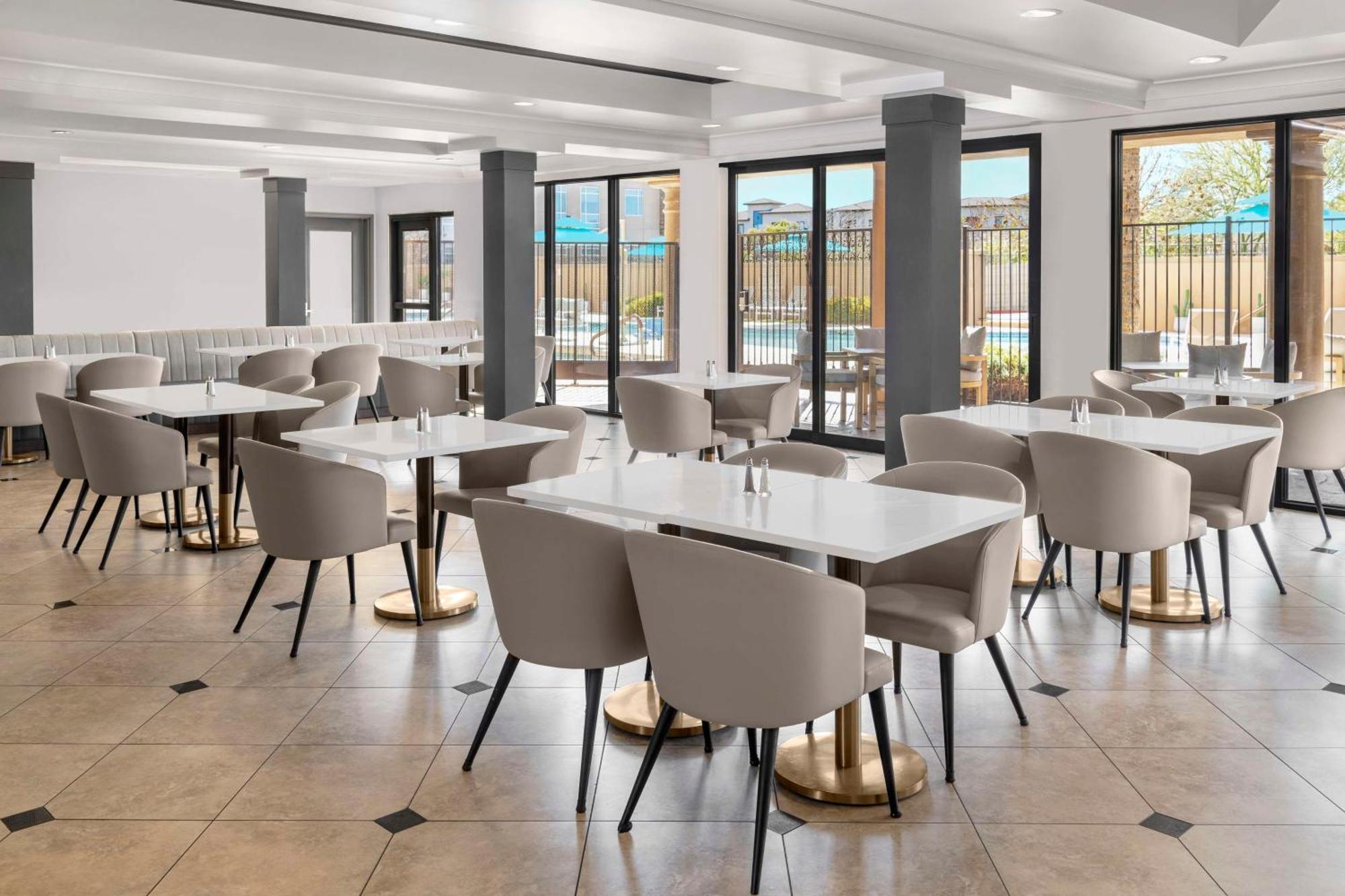 Doubletree By Hilton Phoenix-Gilbert Exteriör bild