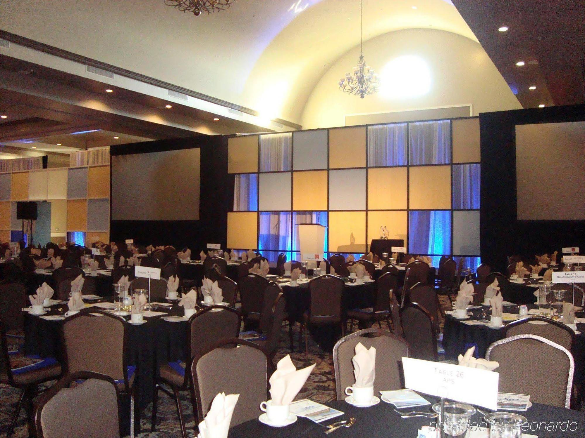 Doubletree By Hilton Phoenix-Gilbert Restaurang bild